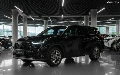 Toyota Highlander, 2025 год, 5 400 000 рублей, 1 фотография