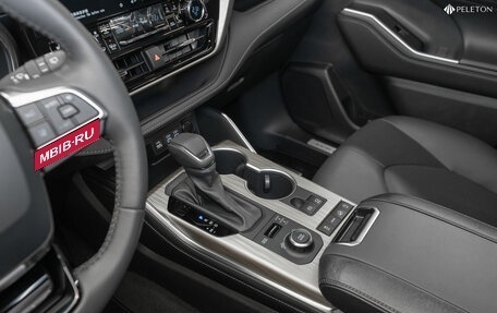 Toyota Highlander, 2025 год, 5 400 000 рублей, 22 фотография