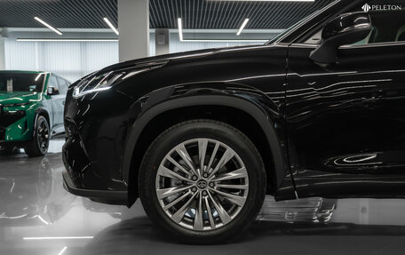 Toyota Highlander, 2025 год, 5 400 000 рублей, 31 фотография