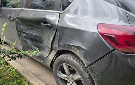 Opel Astra J, 2011 год, 410 000 рублей, 5 фотография