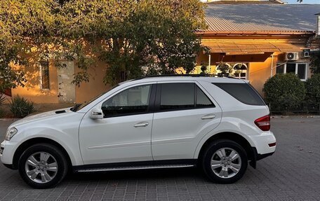 Mercedes-Benz M-Класс, 2011 год, 2 100 000 рублей, 7 фотография