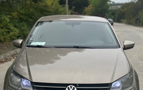 Volkswagen Polo VI (EU Market), 2020 год, 1 250 000 рублей, 1 фотография