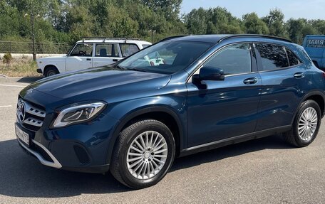 Mercedes-Benz GLA, 2019 год, 2 500 000 рублей, 3 фотография