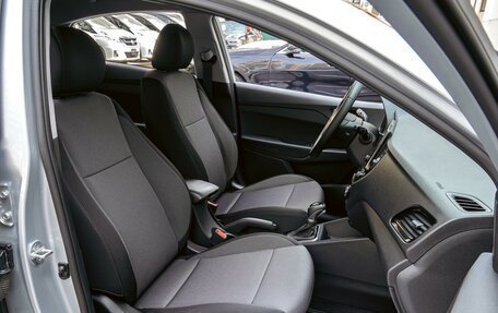 Hyundai Solaris II рестайлинг, 2021 год, 1 695 000 рублей, 8 фотография