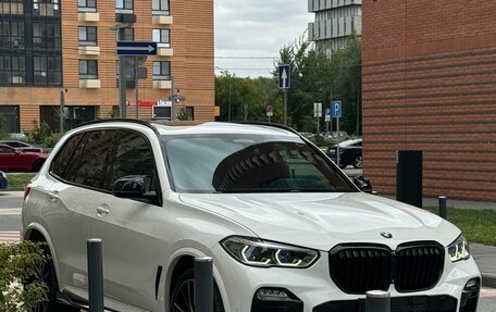 BMW X5, 2019 год, 6 900 000 рублей, 4 фотография