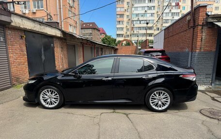 Toyota Camry, 2018 год, 2 800 000 рублей, 3 фотография
