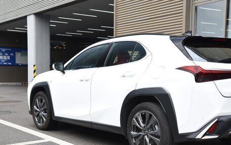 Lexus UX I, 2022 год, 3 480 555 рублей, 10 фотография