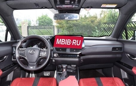 Lexus UX I, 2022 год, 3 480 555 рублей, 14 фотография