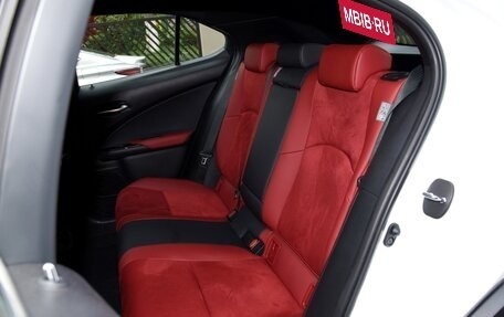 Lexus UX I, 2022 год, 3 480 555 рублей, 27 фотография