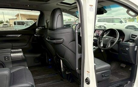 Toyota Alphard III, 2022 год, 3 200 000 рублей, 12 фотография