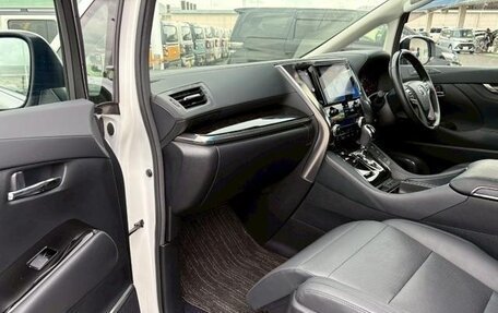 Toyota Alphard III, 2022 год, 3 200 000 рублей, 15 фотография
