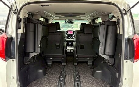 Toyota Alphard III, 2022 год, 3 200 000 рублей, 23 фотография