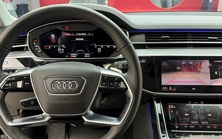 Audi A8, 2021 год, 5 122 000 рублей, 13 фотография