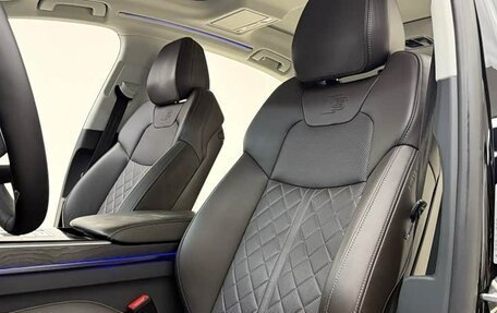 Audi A8, 2021 год, 5 122 000 рублей, 10 фотография