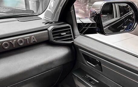 Toyota Sequoia, 2022 год, 11 500 000 рублей, 15 фотография