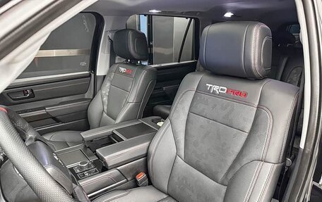 Toyota Sequoia, 2022 год, 11 500 000 рублей, 16 фотография