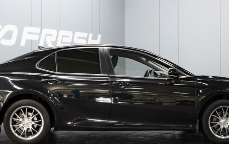 Toyota Camry, 2018 год, 2 625 000 рублей, 5 фотография