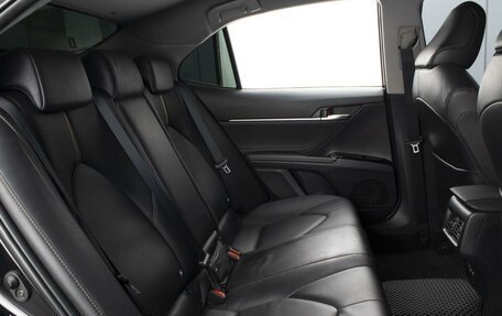 Toyota Camry, 2018 год, 2 625 000 рублей, 7 фотография
