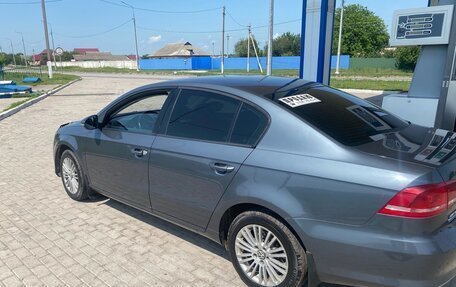 Volkswagen Passat B7, 2011 год, 1 000 000 рублей, 1 фотография