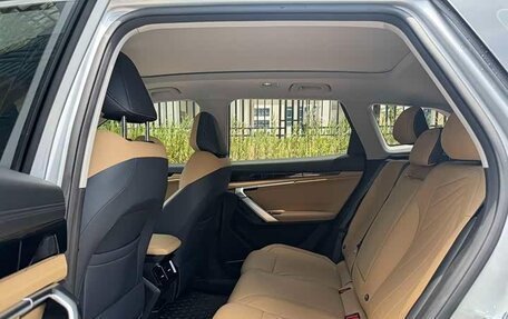 Geely Atlas, 2023 год, 2 305 000 рублей, 10 фотография