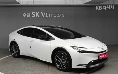 Toyota Prius IV XW50, 2024 год, 3 390 099 рублей, 1 фотография