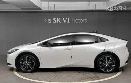 Toyota Prius IV XW50, 2024 год, 3 390 099 рублей, 4 фотография