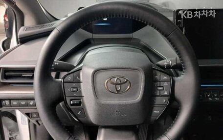 Toyota Prius IV XW50, 2024 год, 3 390 099 рублей, 9 фотография