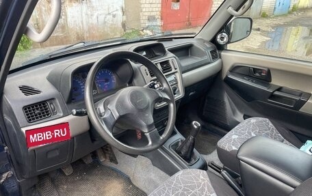 Mitsubishi Pajero iO, 1999 год, 680 000 рублей, 6 фотография