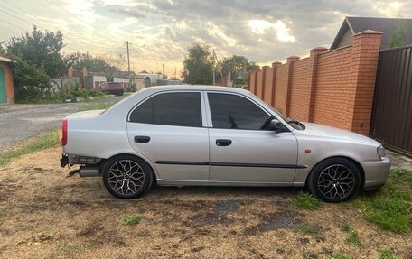 Hyundai Accent II, 2002 год, 400 000 рублей, 3 фотография