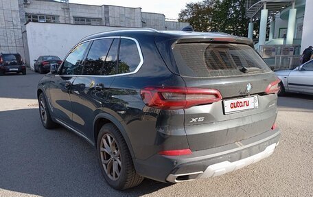 BMW X5, 2019 год, 5 625 000 рублей, 2 фотография