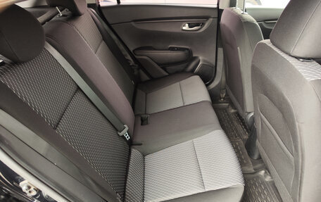 KIA Rio IV, 2018 год, 1 450 000 рублей, 15 фотография