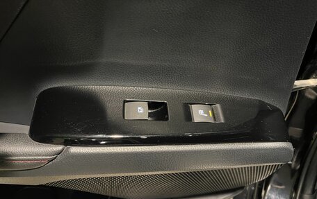 Toyota Camry, 2021 год, 3 190 000 рублей, 19 фотография