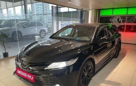 Toyota Camry, 2021 год, 3 190 000 рублей, 4 фотография