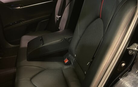 Toyota Camry, 2021 год, 3 190 000 рублей, 20 фотография