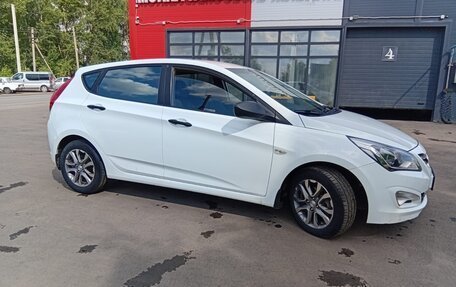 Hyundai Solaris II рестайлинг, 2014 год, 700 000 рублей, 5 фотография