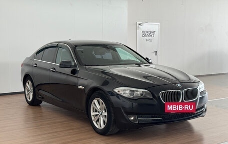 BMW 5 серия, 2011 год, 1 370 000 рублей, 3 фотография