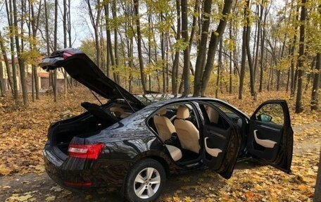 Skoda Superb III рестайлинг, 2017 год, 2 800 000 рублей, 5 фотография