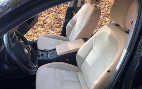 Skoda Superb III рестайлинг, 2017 год, 2 800 000 рублей, 7 фотография