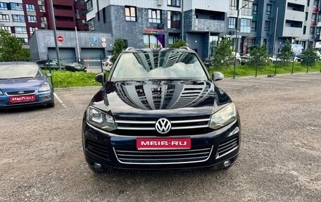 Volkswagen Touareg III, 2010 год, 2 100 000 рублей, 1 фотография