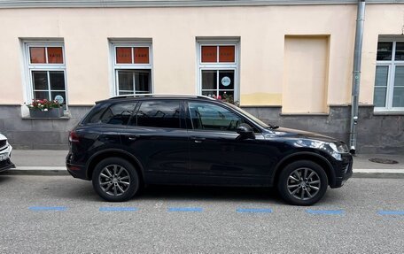 Volkswagen Touareg III, 2015 год, 2 540 000 рублей, 3 фотография