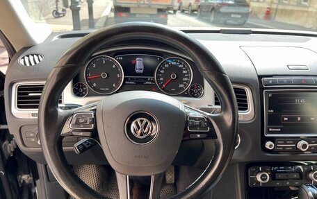 Volkswagen Touareg III, 2015 год, 2 540 000 рублей, 8 фотография