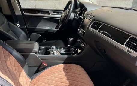 Volkswagen Touareg III, 2015 год, 2 540 000 рублей, 20 фотография