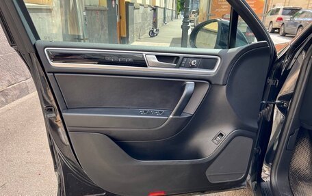 Volkswagen Touareg III, 2015 год, 2 540 000 рублей, 16 фотография