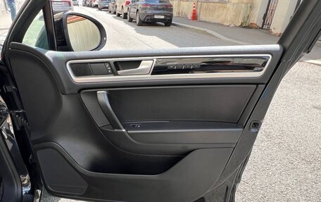 Volkswagen Touareg III, 2015 год, 2 540 000 рублей, 22 фотография