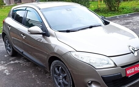 Renault Megane III, 2010 год, 500 000 рублей, 2 фотография