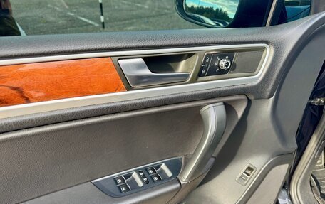 Volkswagen Touareg III, 2010 год, 2 100 000 рублей, 6 фотография