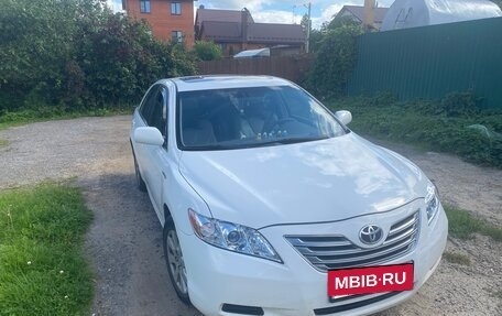 Toyota Camry, 2007 год, 900 000 рублей, 2 фотография