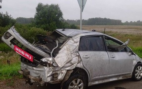 Nissan Tiida, 2011 год, 220 000 рублей, 2 фотография