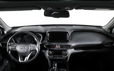 Hyundai Santa Fe IV, 2018 год, 2 890 000 рублей, 17 фотография