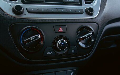 Hyundai Solaris II рестайлинг, 2020 год, 1 295 000 рублей, 15 фотография